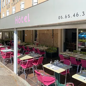 ** Hotel Les Tilleuls De Pareloup à France