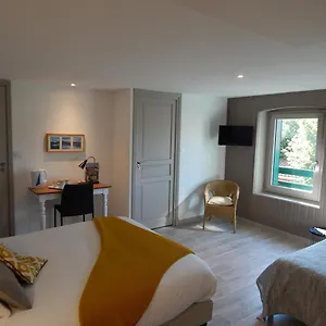 ** Hotel Restaurant Le Dolmen France